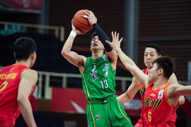 世界杯官网手机版下载-稳就一个字！大韩郭少连线无解 阻击辽宁实在太难