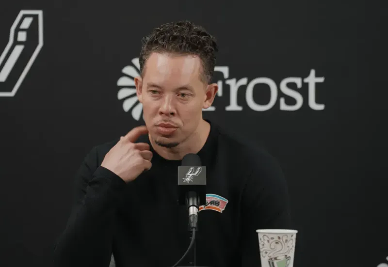 世界杯官网手机版下载-如何平衡伤病和出场时间？米奇：我们不会让任何人打40分钟